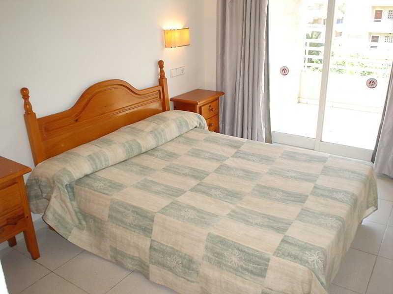 Apartbeach Royal Apartments Салоу Экстерьер фото