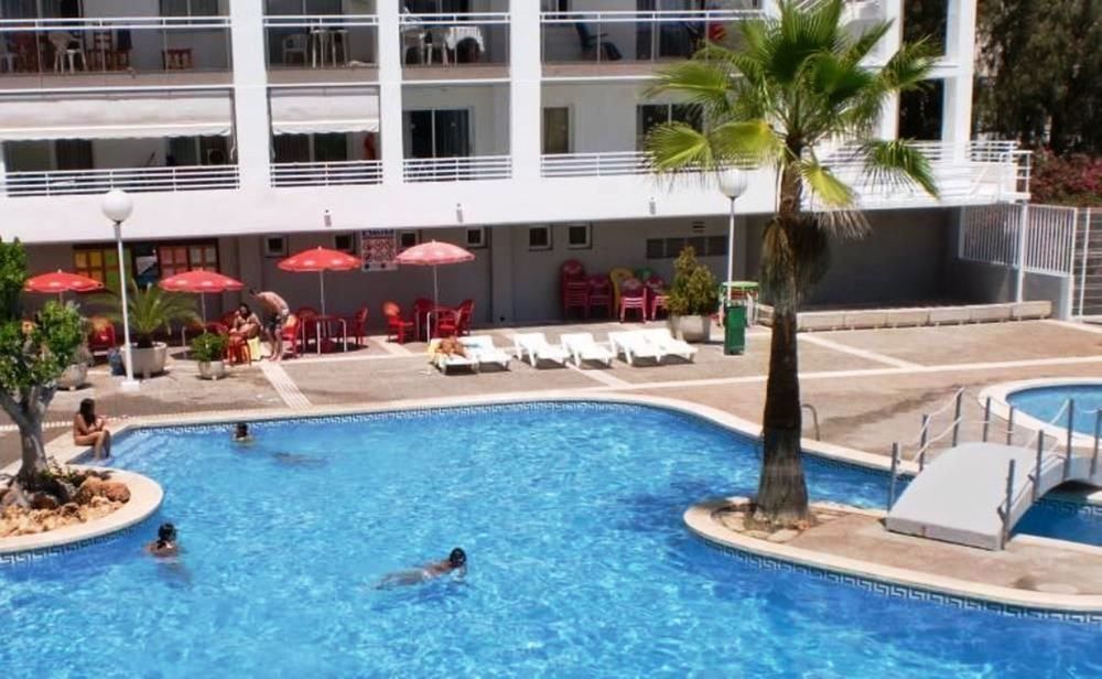 Apartbeach Royal Apartments Салоу Экстерьер фото