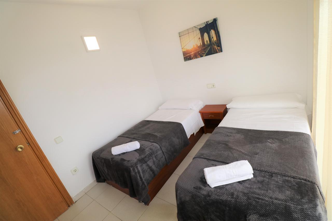 Apartbeach Royal Apartments Салоу Экстерьер фото
