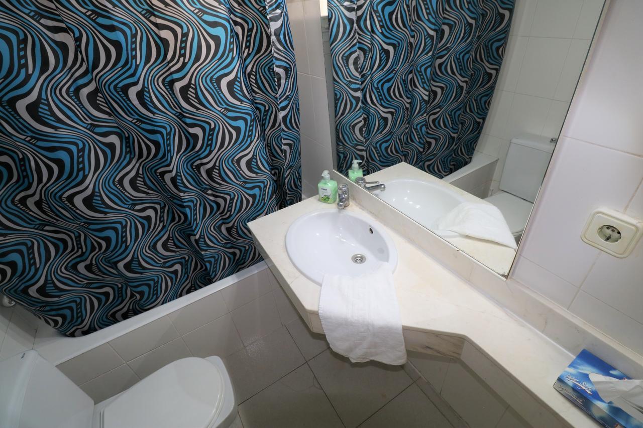Apartbeach Royal Apartments Салоу Экстерьер фото
